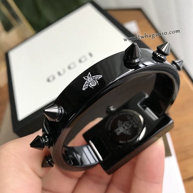 古馳經典小蜜蜂標誌女士手錶 Gucci黑色Plexglas寶克力板材表  gjs1783